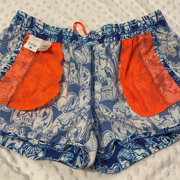 Women’s LILLY PULITZER Blue get Trunky Elephant Shorts - Picture 4 of 8